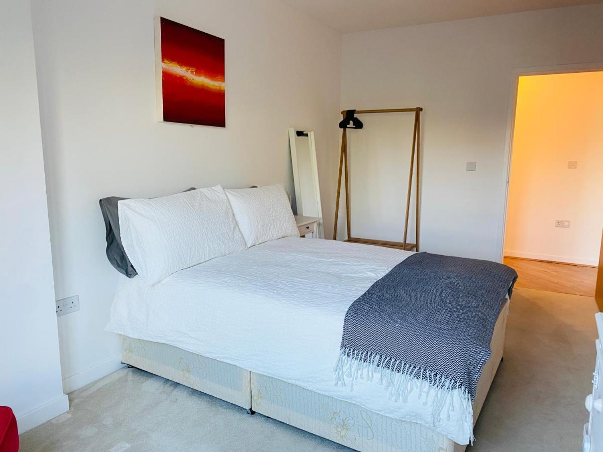 Spacious Two Bedroom Apartment In Balham London Exterior foto