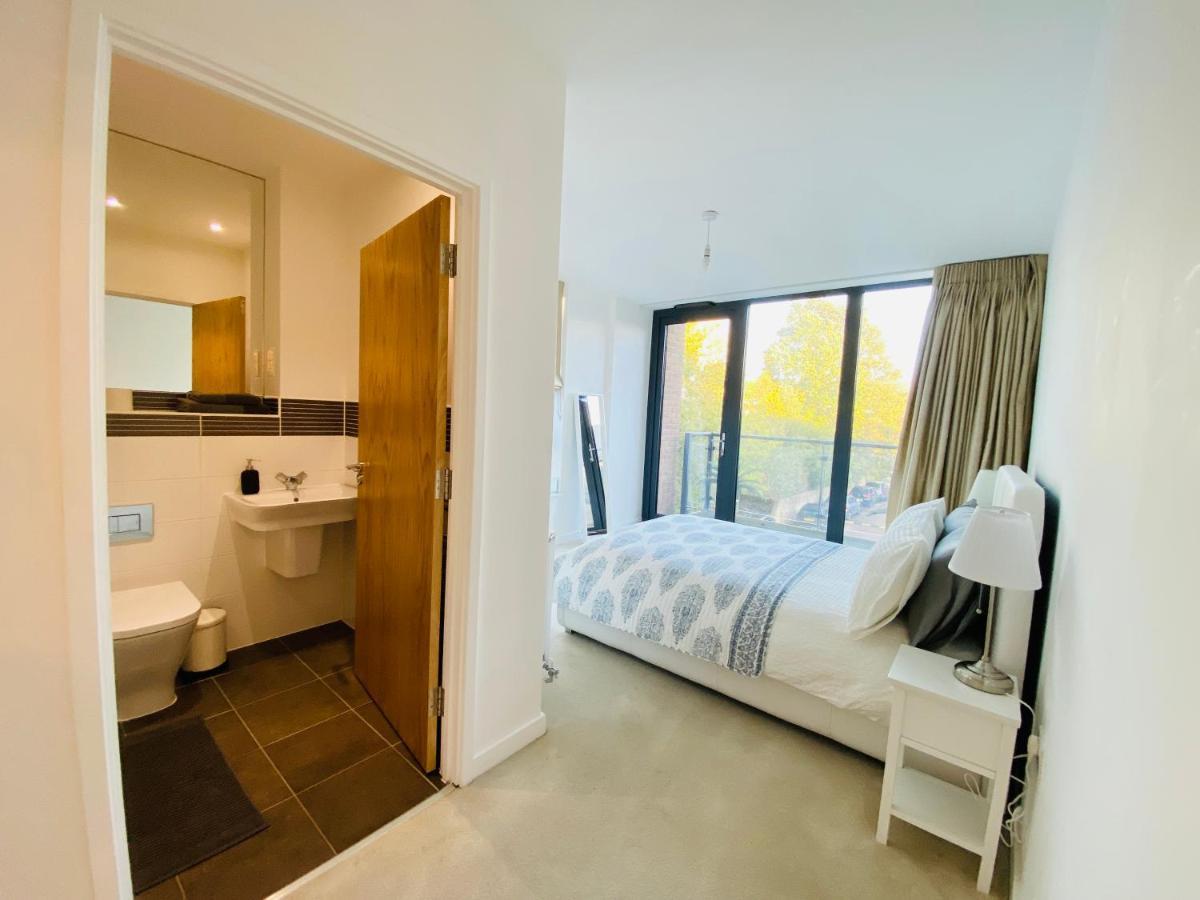 Spacious Two Bedroom Apartment In Balham London Exterior foto
