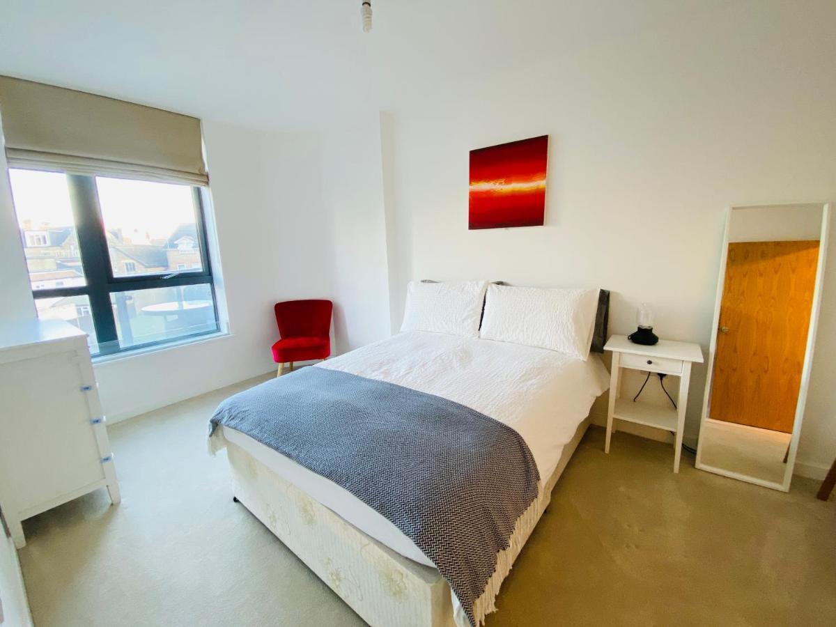 Spacious Two Bedroom Apartment In Balham London Exterior foto