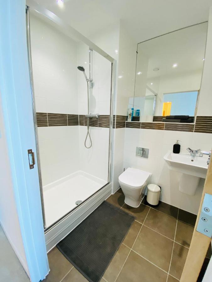 Spacious Two Bedroom Apartment In Balham London Exterior foto