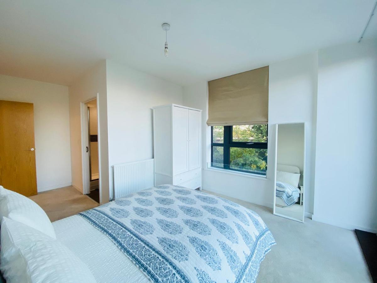 Spacious Two Bedroom Apartment In Balham London Exterior foto
