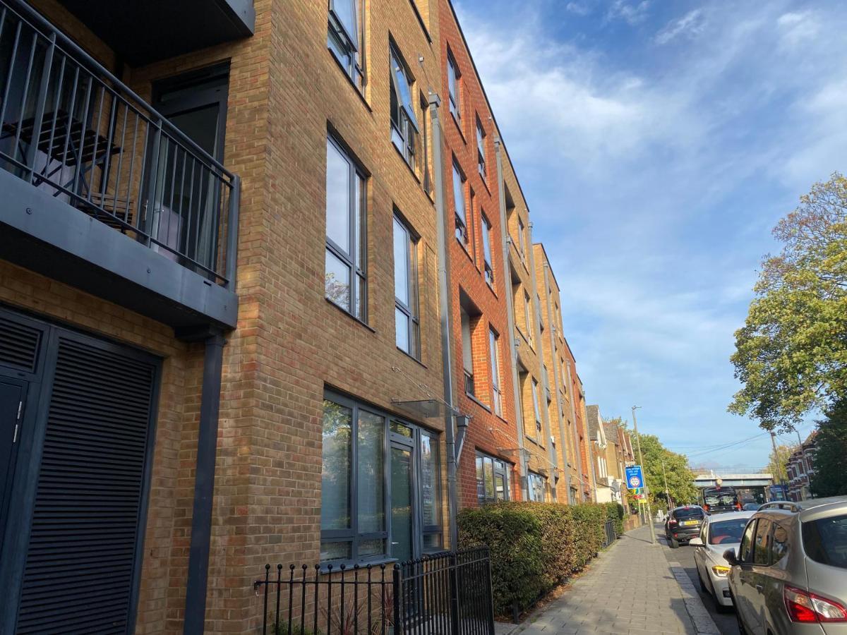 Spacious Two Bedroom Apartment In Balham London Exterior foto