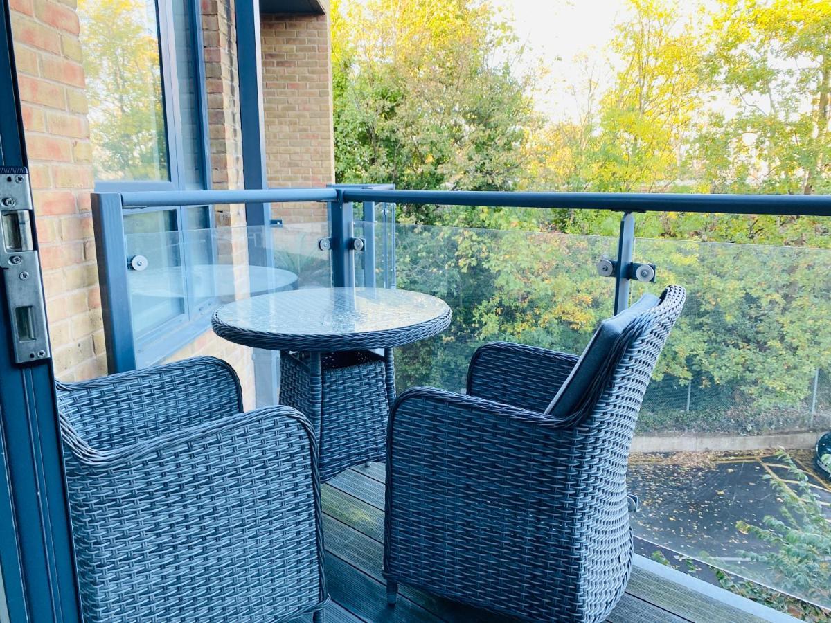 Spacious Two Bedroom Apartment In Balham London Exterior foto